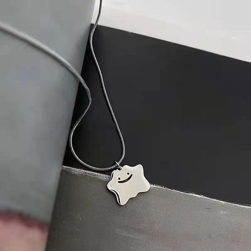 Little monster smiley face necklace for women summer 2023 new niche design simple temperament clavicle chain