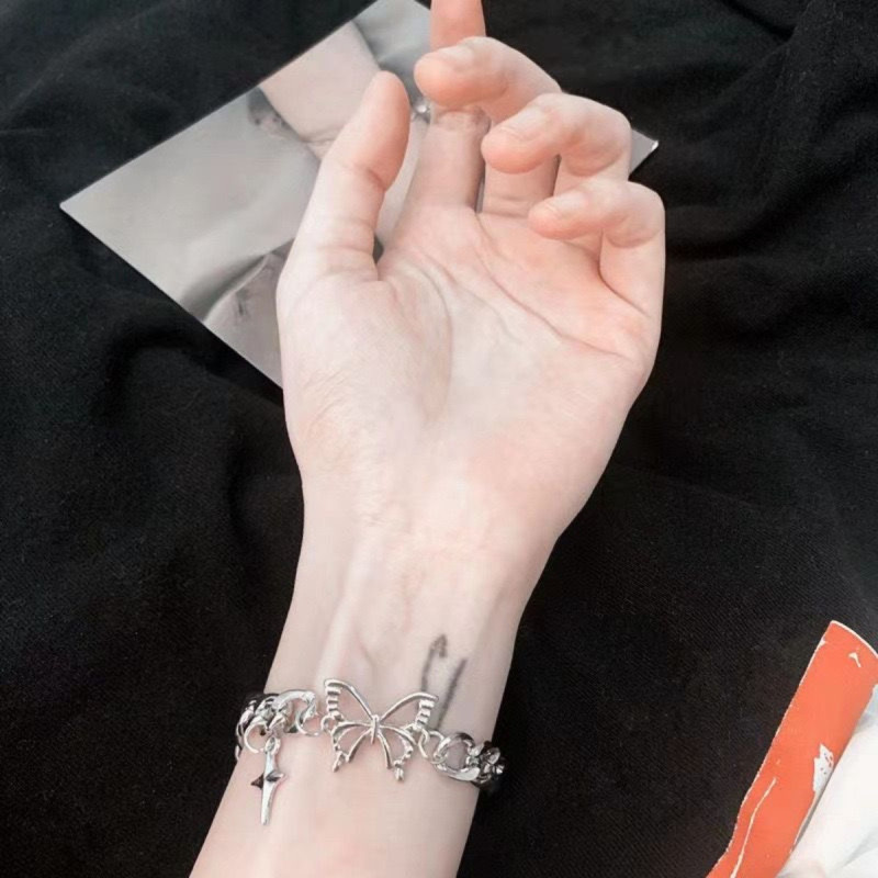 New sweet and cool hip-hop butterfly bracelet niche design starburst hip-hop punk trendy cool Hong Kong style bestie bracelet for women