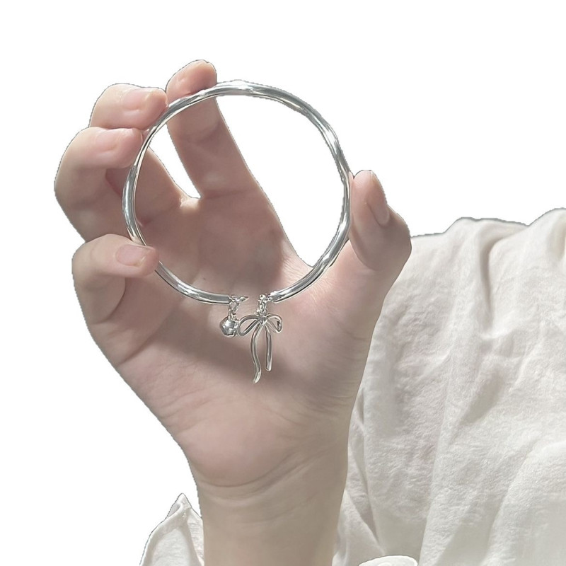 Bow bell bracelet female niche sweet fugitive princess Mobius bracelet
