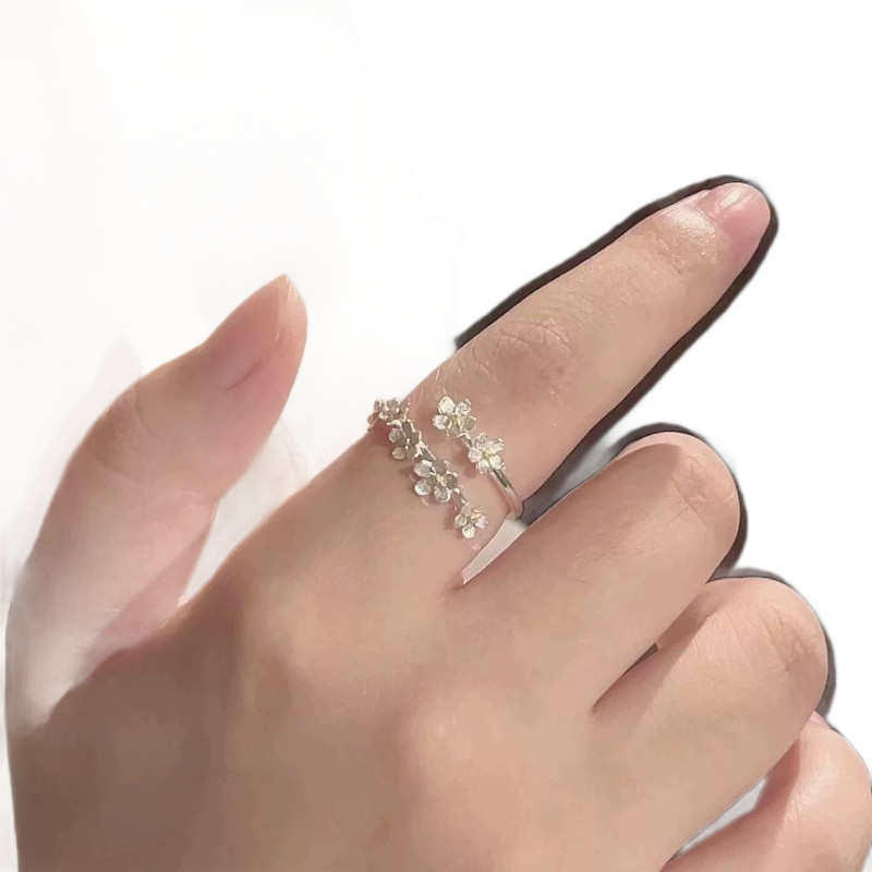 [Blooming Flowers] Camellia bestie ring niche design light luxury simple temperament open adjustable ring