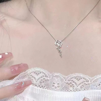Rose Nebula Necklace Women's Niche Design Rose Pendant Light Luxury Gentle Fairy Versatile Clavicle Chain
