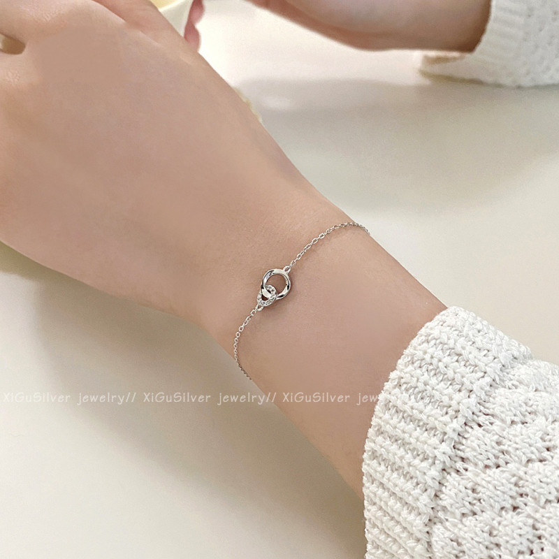 Hemp Rope Twisted Ring Interlocking Bracelet Women's Fashion Versatile Luxurious Fashion Gift Party Wedding