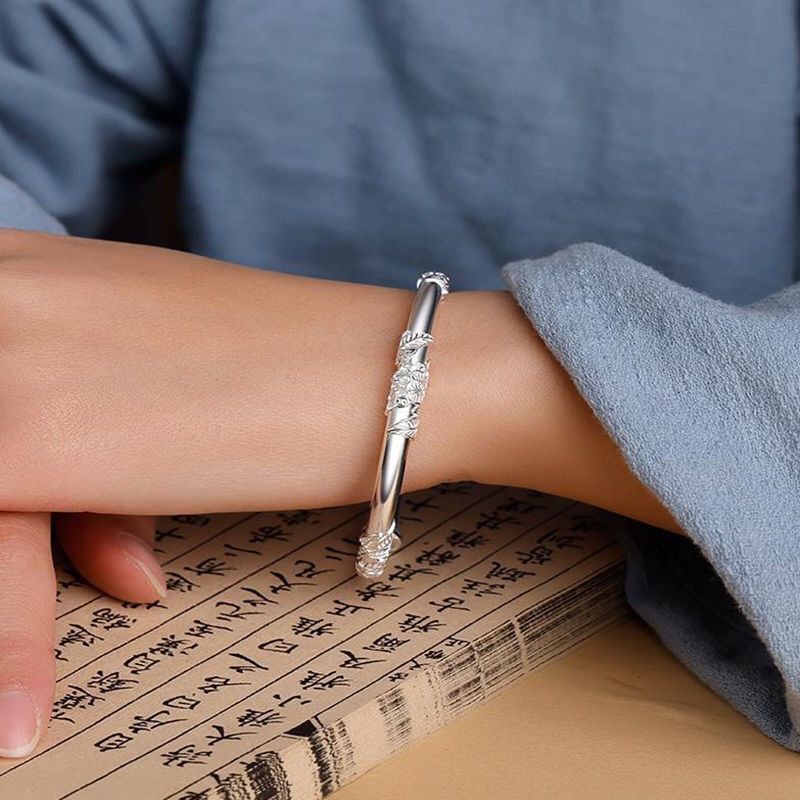 Flowery bracelet for women, solid 520 Valentine's Day birthday gift for girlfriend