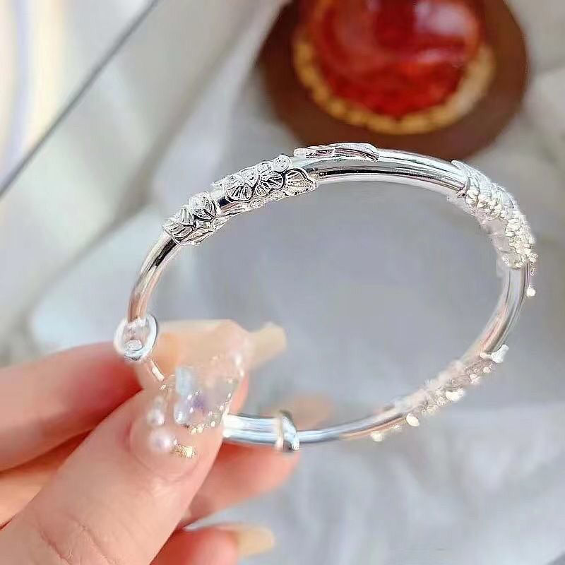 Flowery bracelet for women, solid 520 Valentine's Day birthday gift for girlfriend