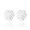 Palm leaf jewelry, fashionable and personalized small earrings for women, ins style maple leaf earrings, Korean jewelry manufacturers wholesale