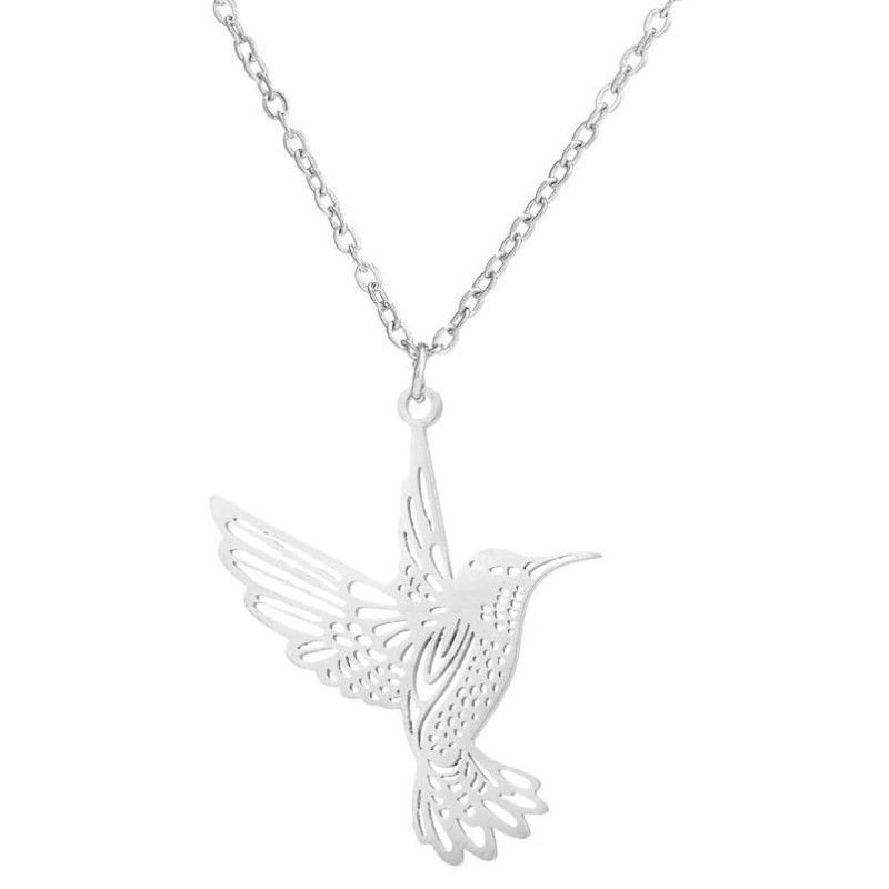 New stainless steel hummingbird pendant clavicle chain ins women's short bird swallow simple animal necklace wholesale