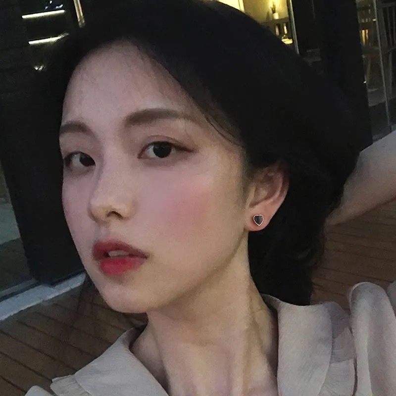2022 new trendy s925 sterling silver earrings ins style high-end earrings cute small and cool style