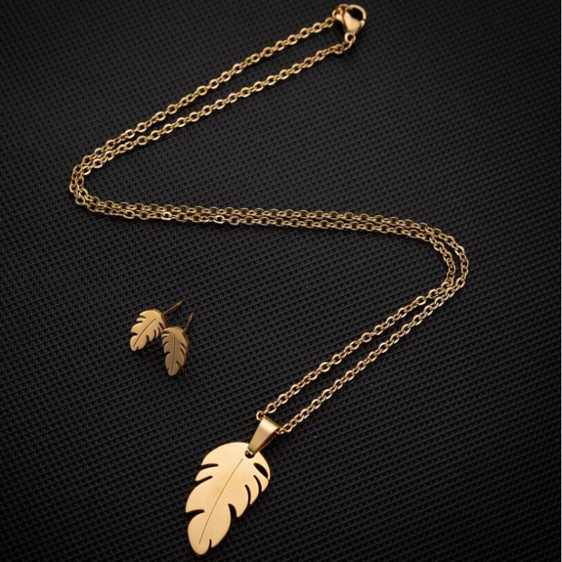 Fashion new snowflake earrings necklace jewelry set 18K gold love-shaped jewelry set foreign trade two-piece set