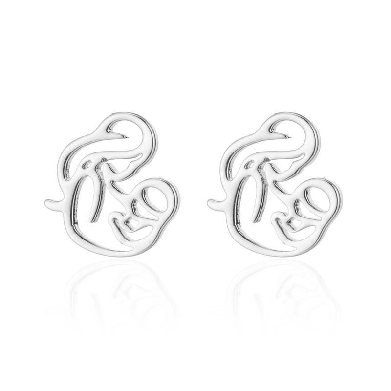 Mother holding her child necklace and earrings set ins cross-border fashion 18K gold love geometric simple three-piece jewelry set