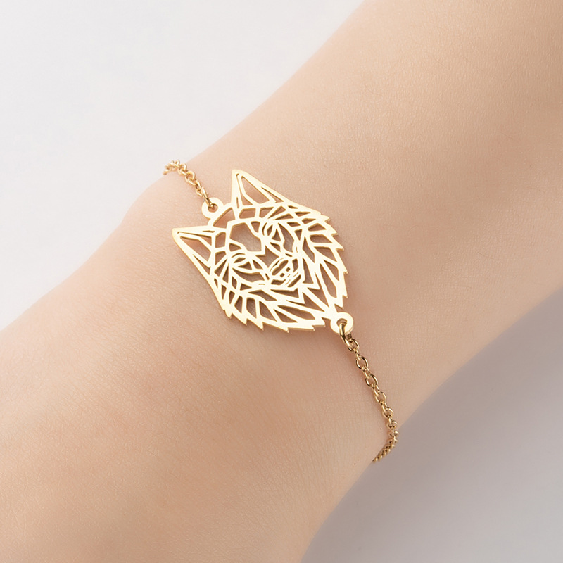 Korean style Korean style ins style new bracelet hollow wolf pendant hand ornaments cute small animal accessories wholesale in stock