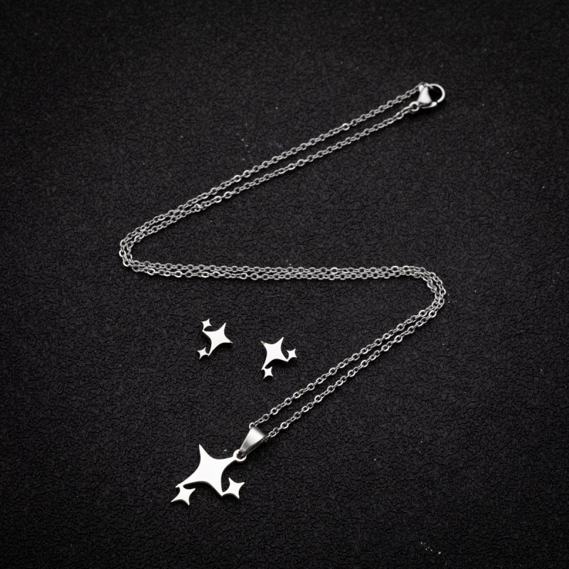 Jewelry set European and American stainless steel new geometric simple five-pointed star pendant necklace and earrings three-piece set