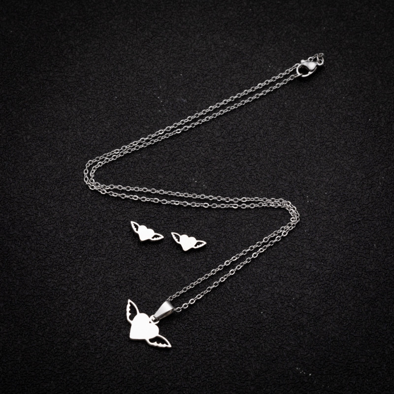 Fashionable stainless steel simple geometric jewelry European and American personalized love-shaped wings pendant necklace earrings wholesale