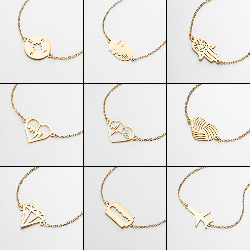 Spring new stainless steel retro face geometric love-shaped pendant bracelet bracelet manufacturer ready for wholesale