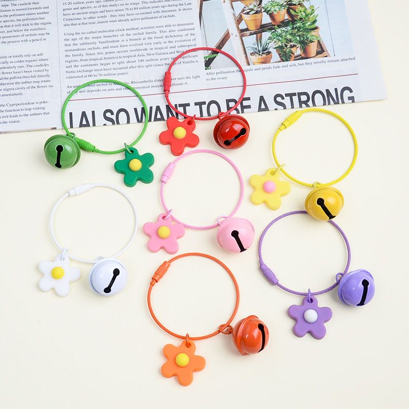 Creative Korean version ins glue small flower keychain cute macaron color girls bag accessories internet celebrity pendant