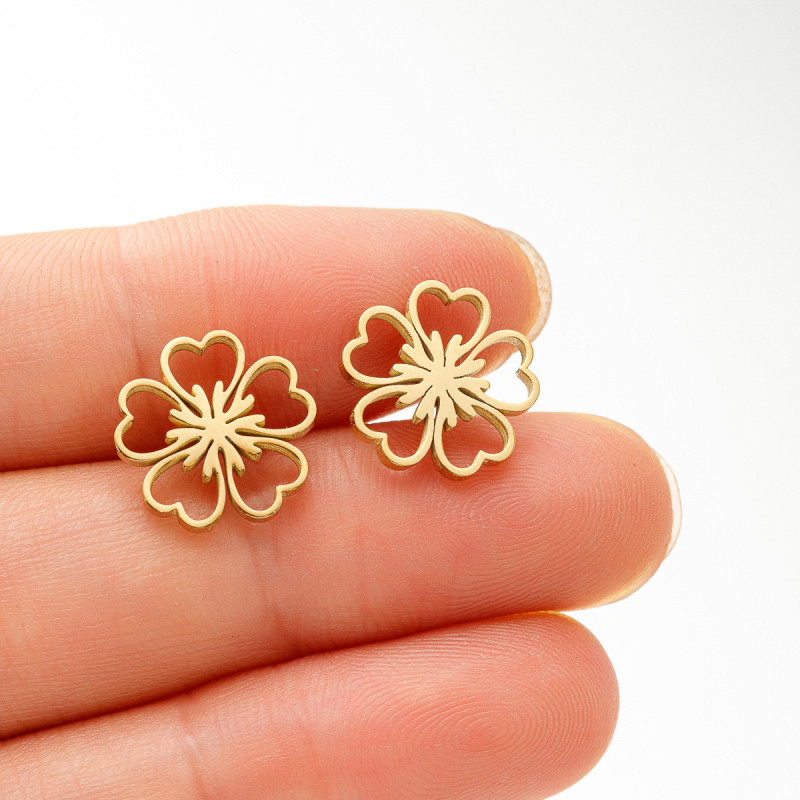 French retro stainless steel flower earrings women's elegant niche temperament simple style small fresh ear jewelry wholesale