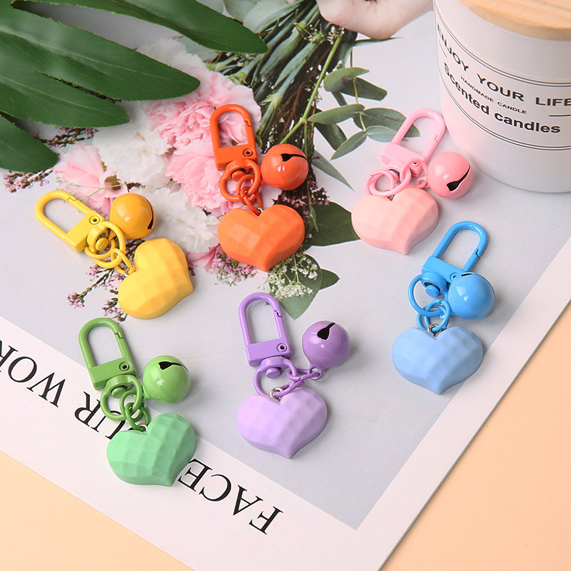 New faceted resin love keychain pendant creative girly heart bell cute couple bag headphone pendant