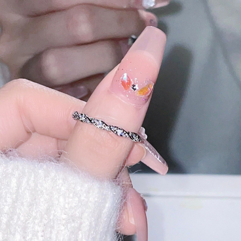 Ring ins niche 2024 new style high appearance simple temperament adjustable ring unique