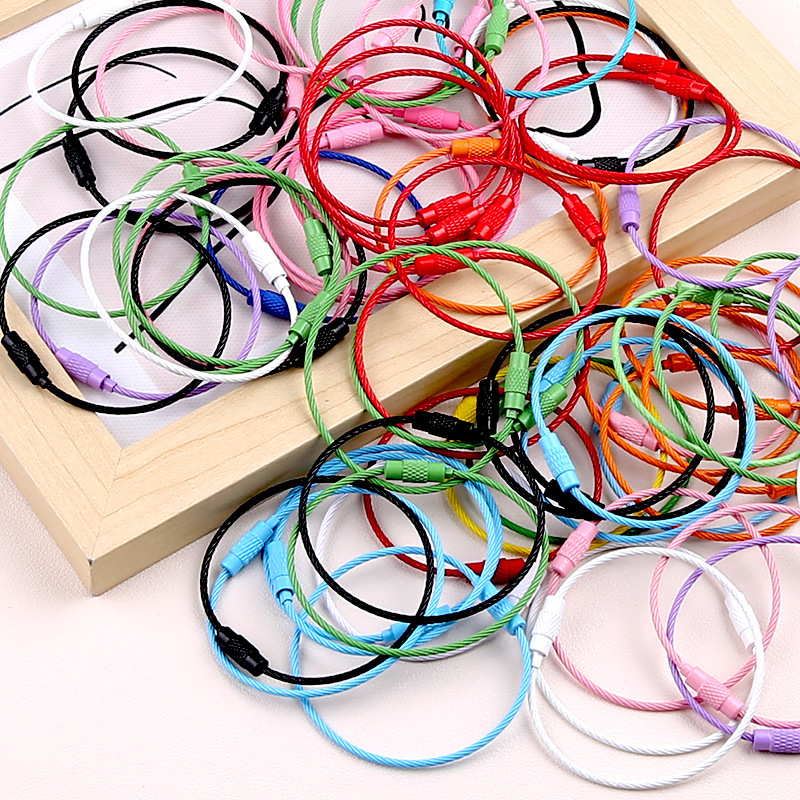 Colored 5cm painted stainless steel wire spring coil live buckle key ring pendant. Ready-made manufacturer supplies handmade accessories.