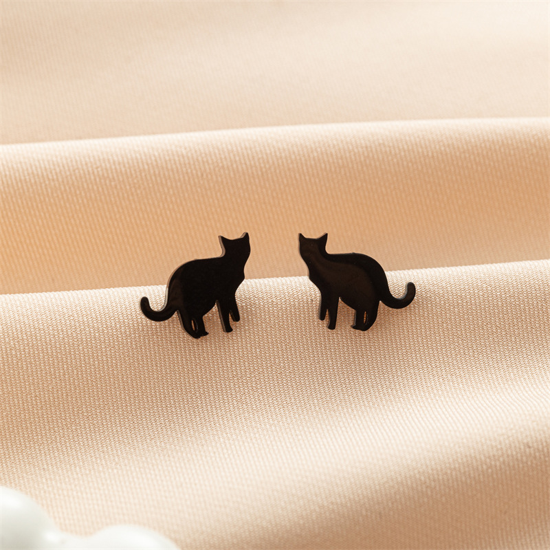 European and American ins style fashion new product versatile small earrings for women cute stainless steel small animal pet cat ear bone nails