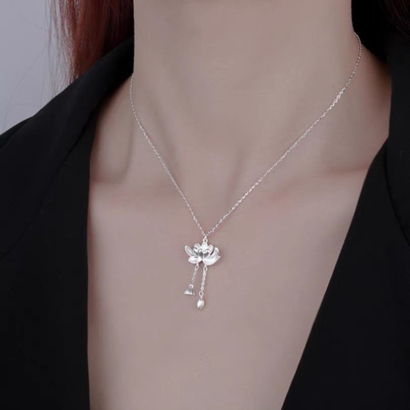 Lotus Tassel Necklace Women's New Popular Good Luck Lotus Pendant New Chinese Style Niche