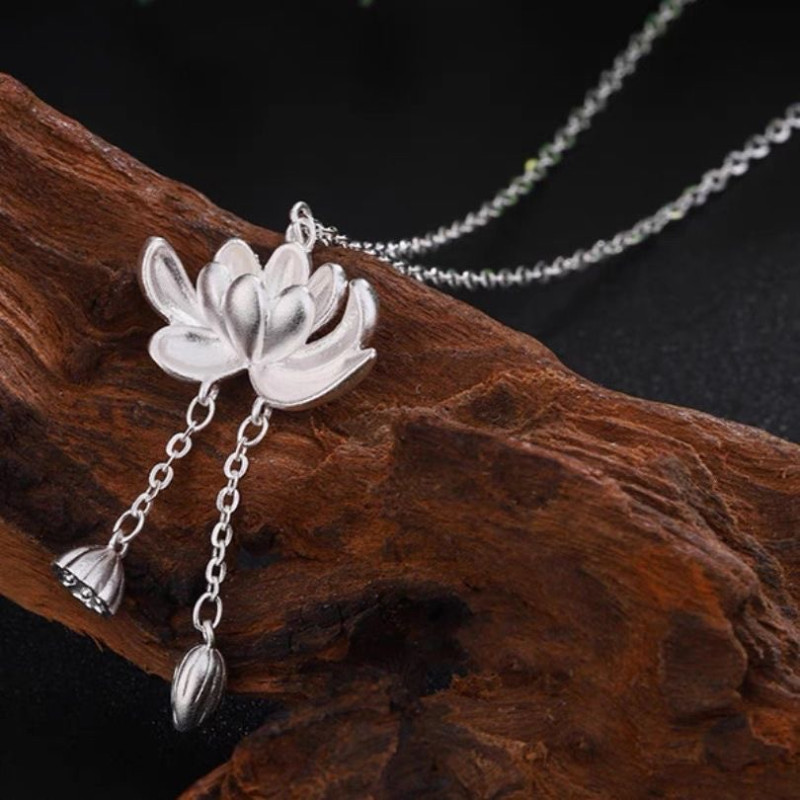 Lotus Tassel Necklace Women's New Popular Good Luck Lotus Pendant New Chinese Style Niche