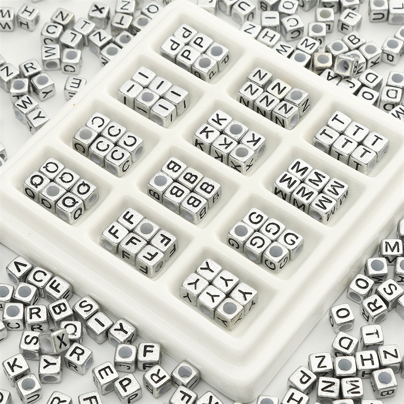 Ancient silver square acrylic English letter beads loose beads DIY handmade beaded bracelet necklace decoration accessories