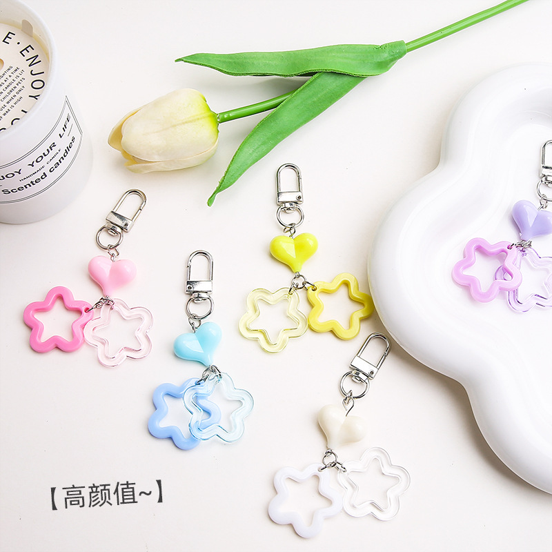 New hollow five-pointed star keychain pendant candy-colored resin love accessories handmade diy small gift decoration