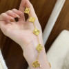 [Benefit price] New sand gold car flower five-leaf clover women's bracelet as a Valentine's Day and Chinese Valentine's Day gift for your girlfriend