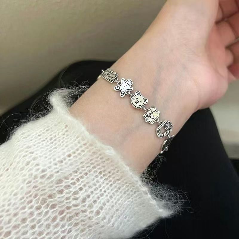 Gingerbread Man Bear Retro Old Bracelet Women's Ins Niche Design High-end Cute Cartoon Bracelet Fashionable Bracelet