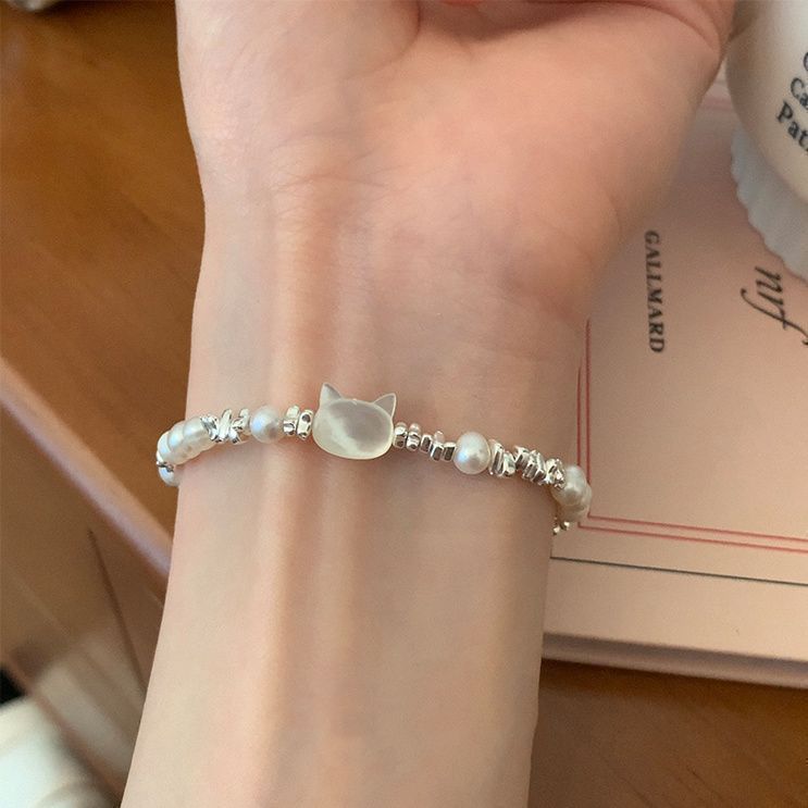 Sweet Fritillaria Cat Bracelet Women's Light Luxury Niche Design Hand Accessories Simple Best Friend