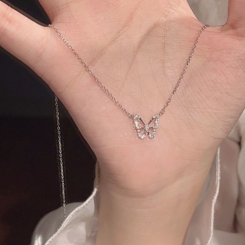 Necklace safety buckle ins six pieces clavicle chain butterfly love light luxury niche advanced new design student best friend