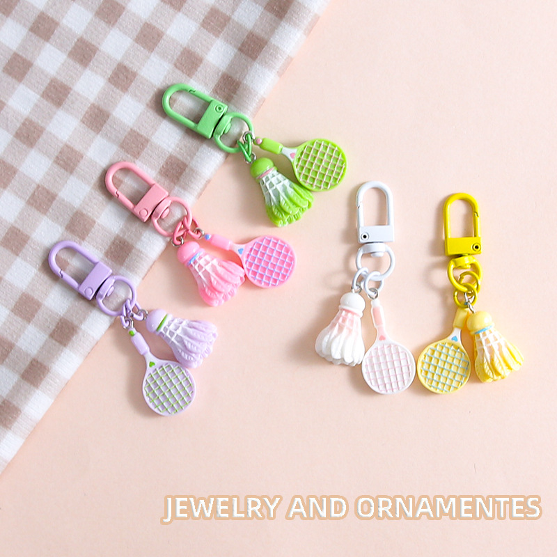 Exquisite and cute badminton goal buckle, novel key chain pendant, diy handmade men's and women's bag pendant jewelry wholesale