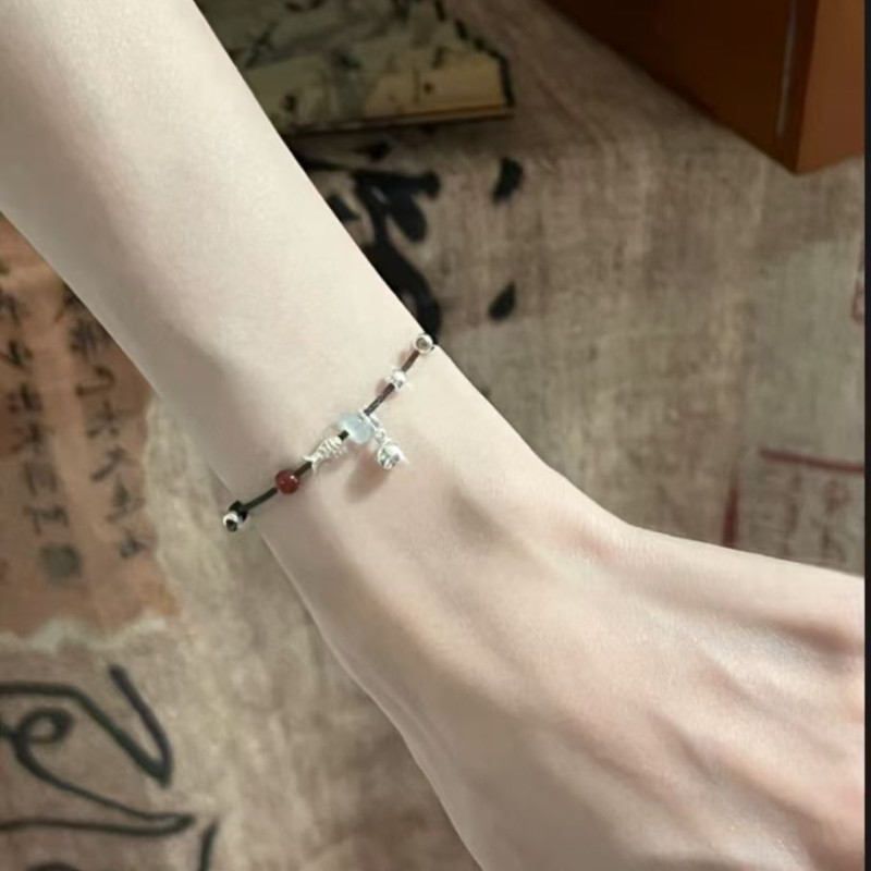 Landing Butterfly Bamboo Leaves Red Rope Small Fish Bracelet Handmade Chinese Weaving Simple Couple Gift