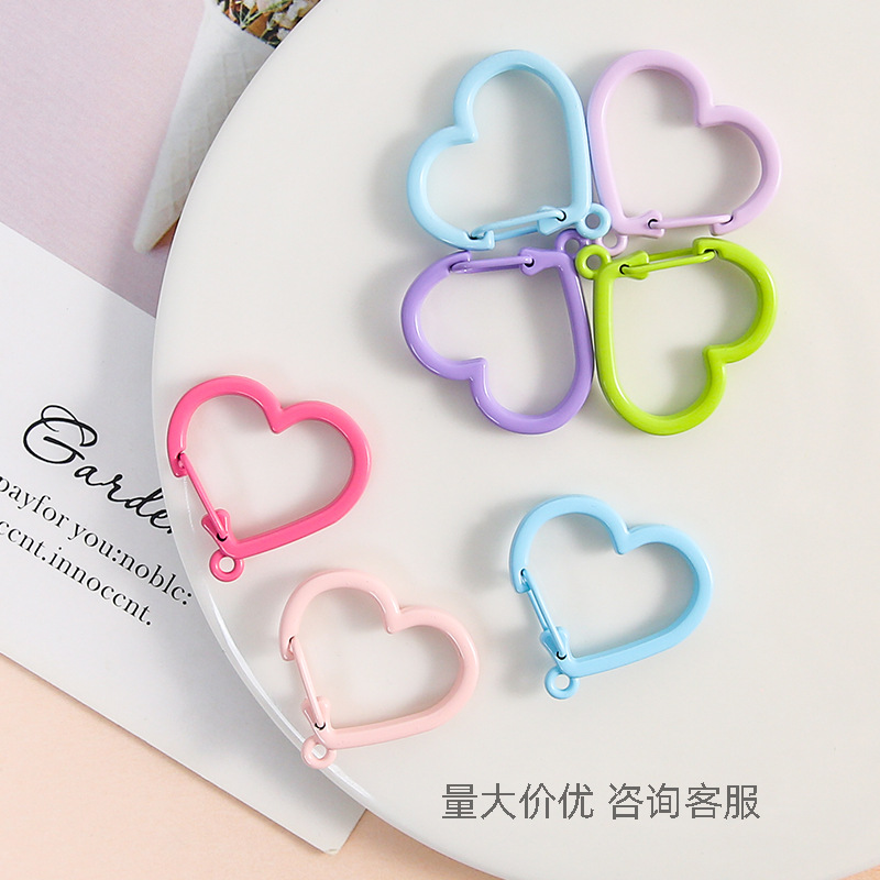 Colorful painted heart-shaped spring buckle keychain girl heart pendant diy handmade pendant jewelry wholesale