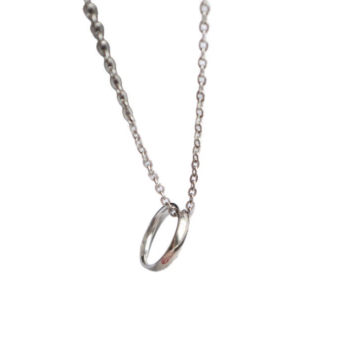 Korean version of simple titanium steel necklace for women, versatile and non-fading pendant, night market stall jewelry supply