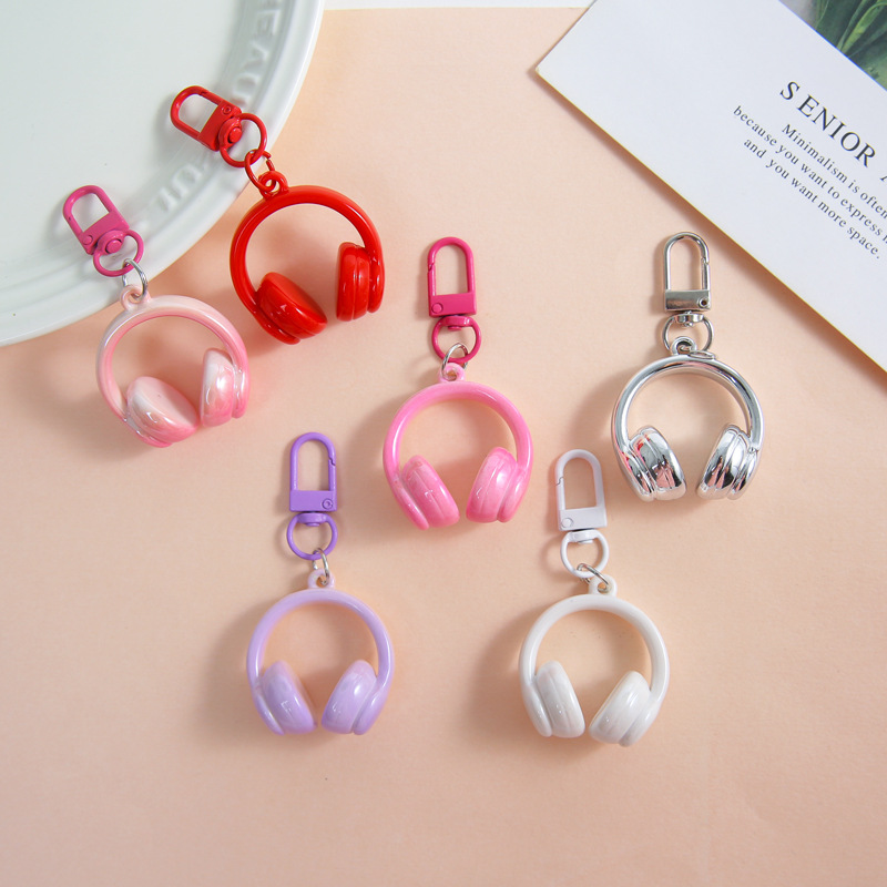 New ins style versatile three-dimensional earphone keychain cute bag pendant exquisite decoration diy handmade jewelry accessories