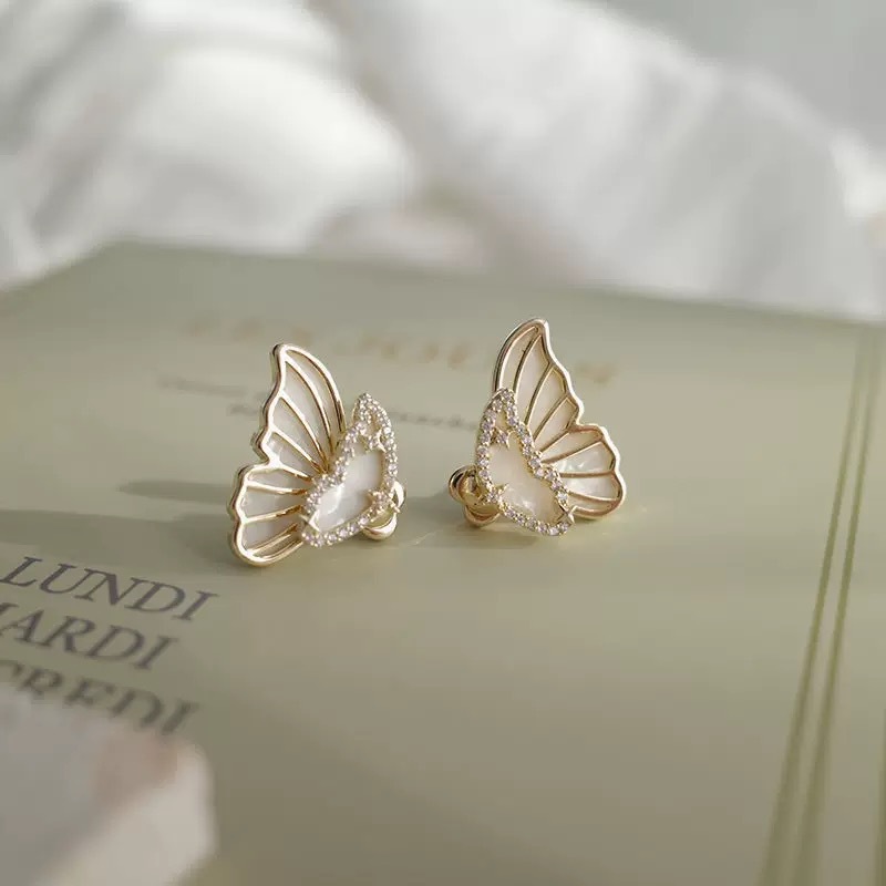 2025 New Super Fairy Butterfly Earrings for Women, Fresh and Versatile Temperament Earrings, Earrings, Earrings, Light Luxurious Niche