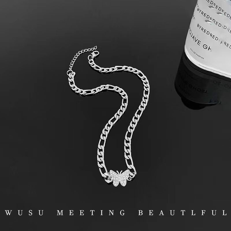 Butterfly Necklace for Women Summer Ins Cool Style Light Luxury Niche Design Clavicle