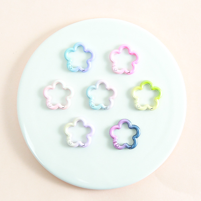 New Gradient Plum Blossom Spring Buckle Color Keychain Jewelry Diy Accessories Zinc Alloy