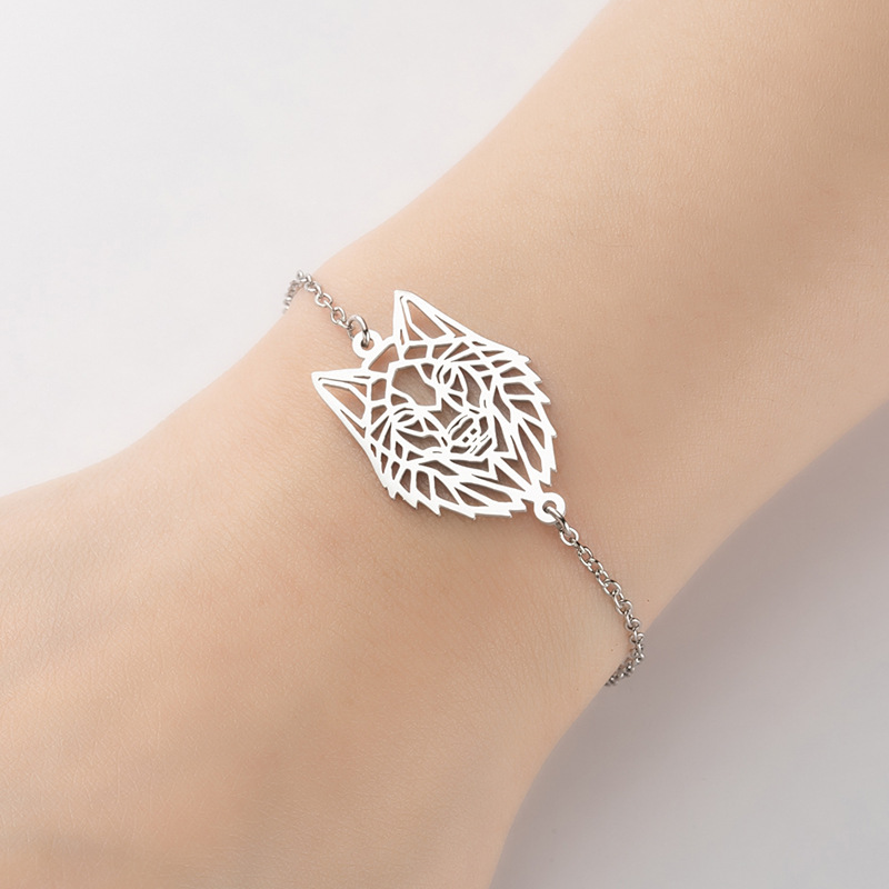 Ins Style New Bracelet Hollow Wolf Pendant Hand Ornaments Cute Small Animal Accessories