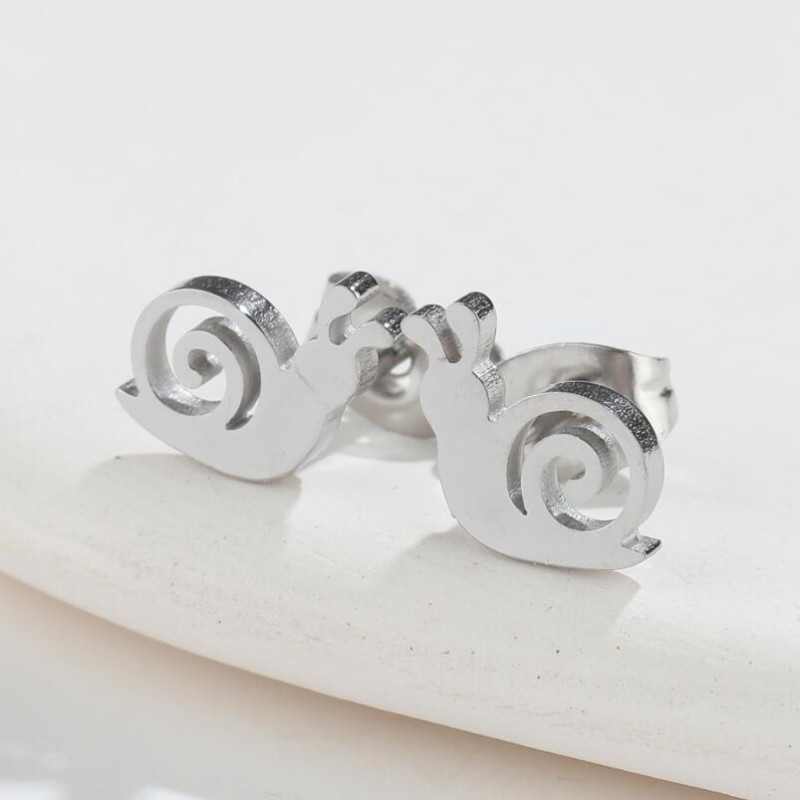 Creative New Cute Snail Earrings Ins Fashion Personality Forest Style Fresh Lady