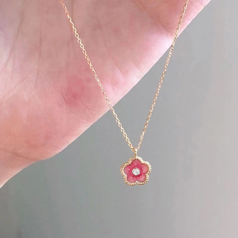 New Pink Peach Blossom Necklace for Women Ins Niche Design Pendant Sweet Temperament