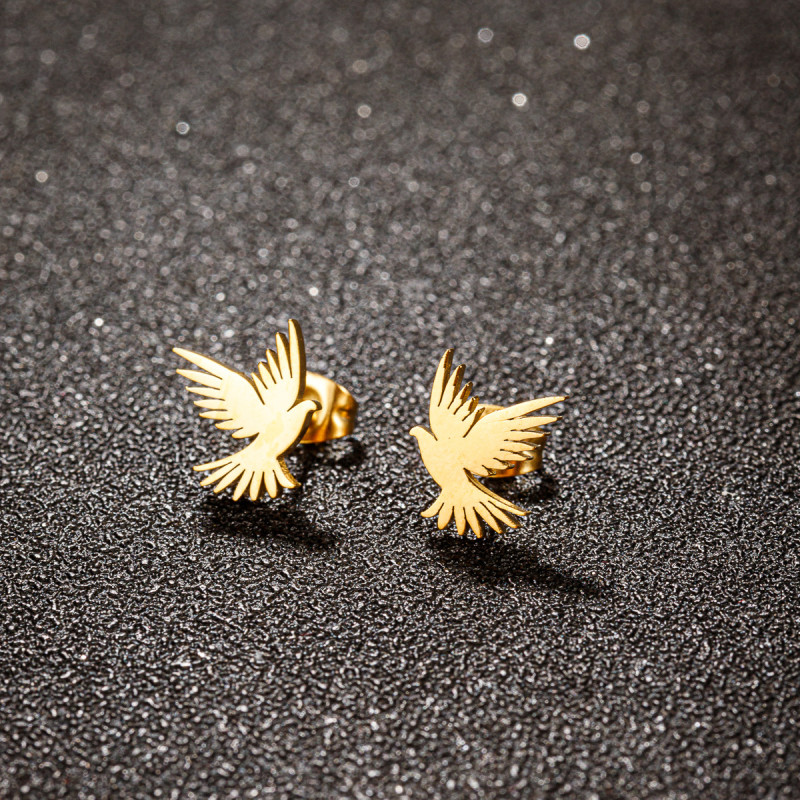 New Punk Style Series Hollow Eagle Earrings Personalized Retro Stainless Steel Bird