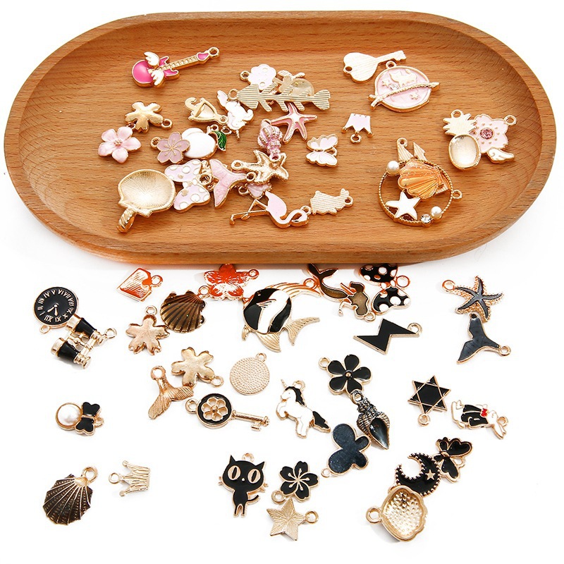 Cartoon Alloy Earrings, Small Pendants, Diy Handmade Mobile Phone Cases, Accessories