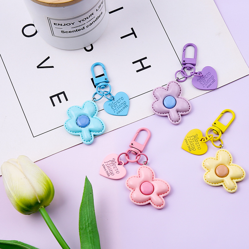 Creative Colorful Candy-colored Flowers Love Keychain Pendant Dopamine Cute Girl Heart