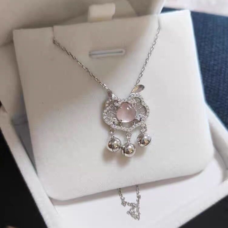Xiangyun Bell Safe Lock Necklace for Women New Style Niche Rabbit Clavicle Chain Best