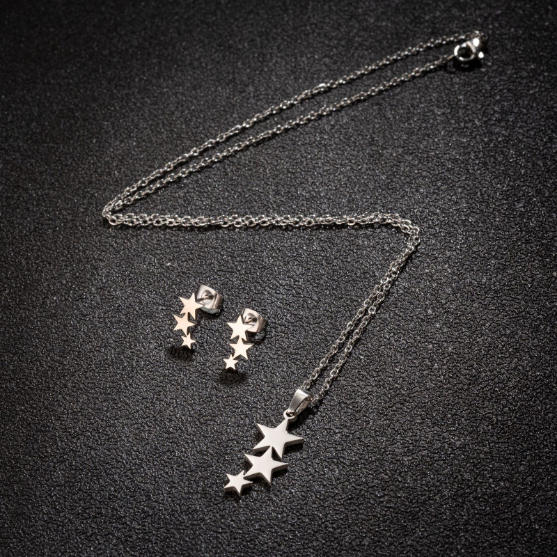 2025 Autumn and Winter New Stainless Steel Plant Stamen Flowers Palm Leaf Pendant