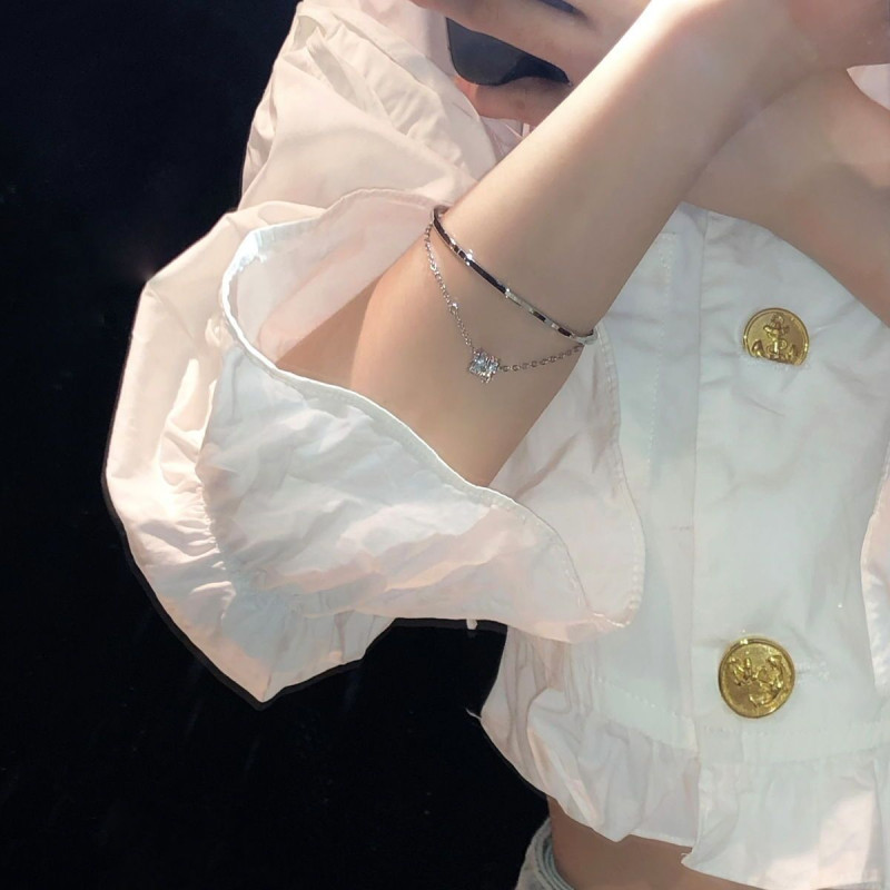 Small Waist Bracelet for Women Ins Niche Design Half Chain High-end Jewelry New Style