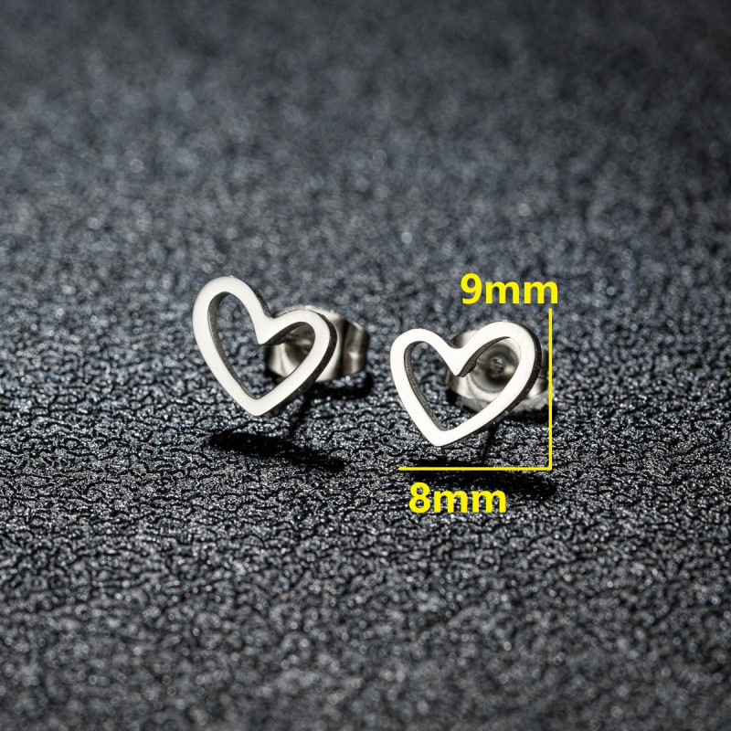 18k Gold Electroplated Stainless Steel Geometric Simple Hollow Love-shaped Peach Heart