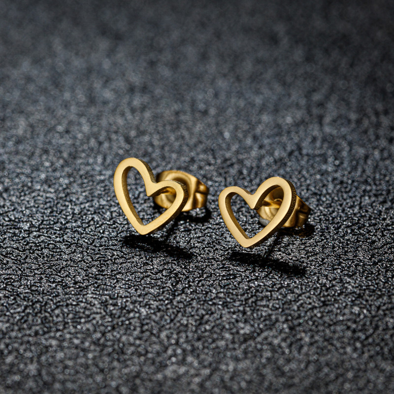 18k Gold Electroplated Stainless Steel Geometric Simple Hollow Love-shaped Peach Heart